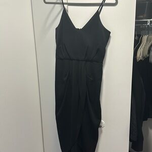 Chelsea28 Black Midi Dress